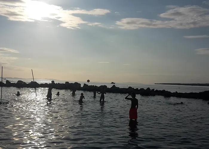 Sunny Punta *