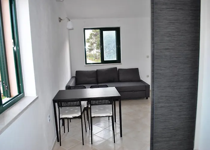 Sunny Punta 公寓 普利拉卡