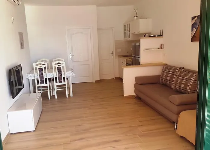 Sunny Punta Lejlighed